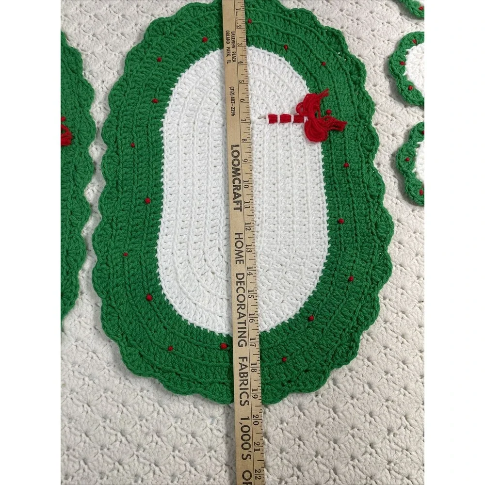 4 Placemats 4 Coasters Crocheted Handmade Christmas Red Green White 19”x13”